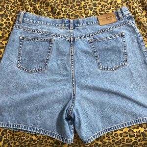 Women’s Ralph Lauren blue Jean Shorts (Shorts say size 16 but really a size 14)